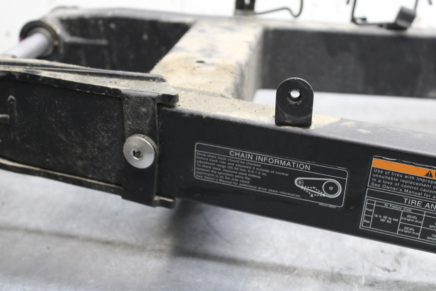 24 KAWASAKI NINJA 500 ABS REAR SWINGARM BACK SUSPENSION SWING ARM BB730