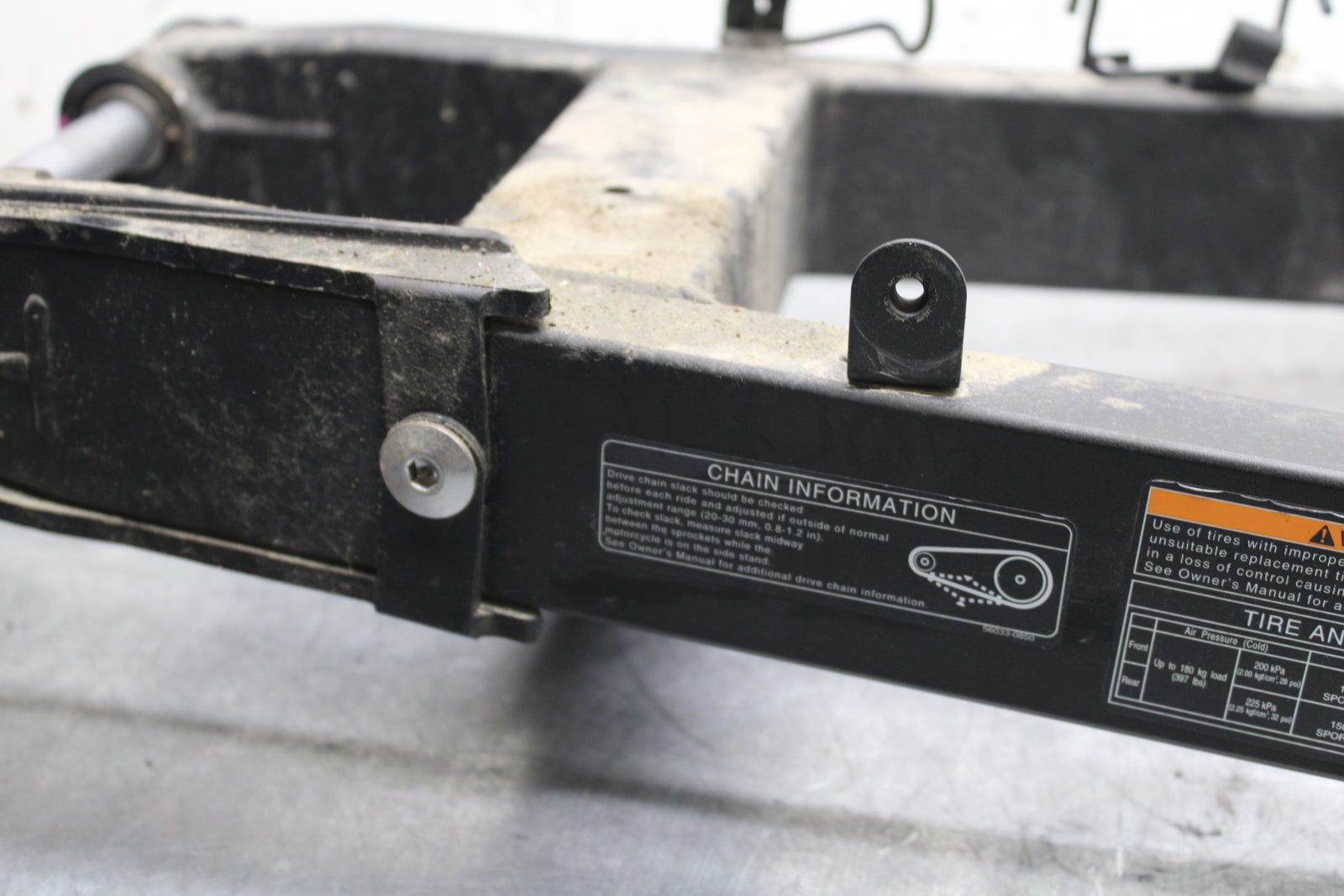 24 KAWASAKI NINJA 500 ABS REAR SWINGARM BACK SUSPENSION SWING ARM BB730