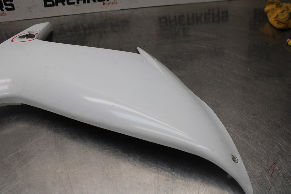 11-24 SUZUKI GSXR750 RIGHT MID UPPER SIDE FAIRING COWL PLASTIC BB871