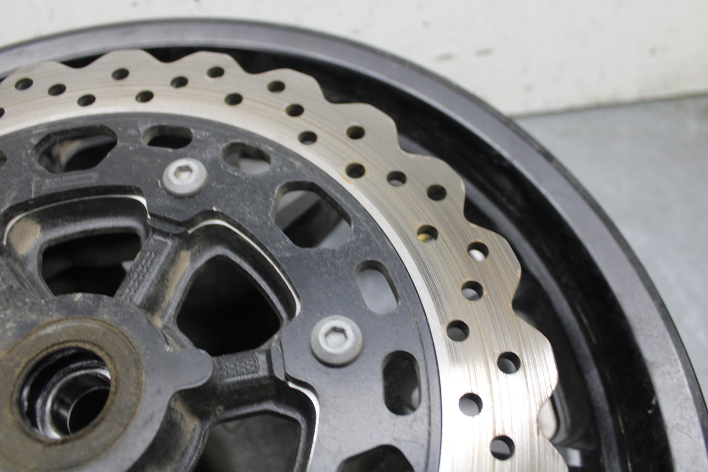 17-24 YAMAHA BOLT XVS950 REAR WHEEL BACK RIM BB729
