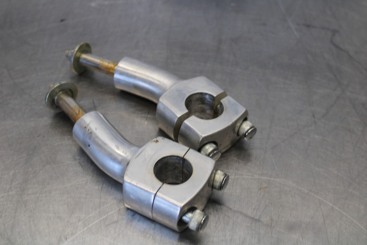 95 HONDA SHADOW 1100 HANDLEBAR RISERS BB885
