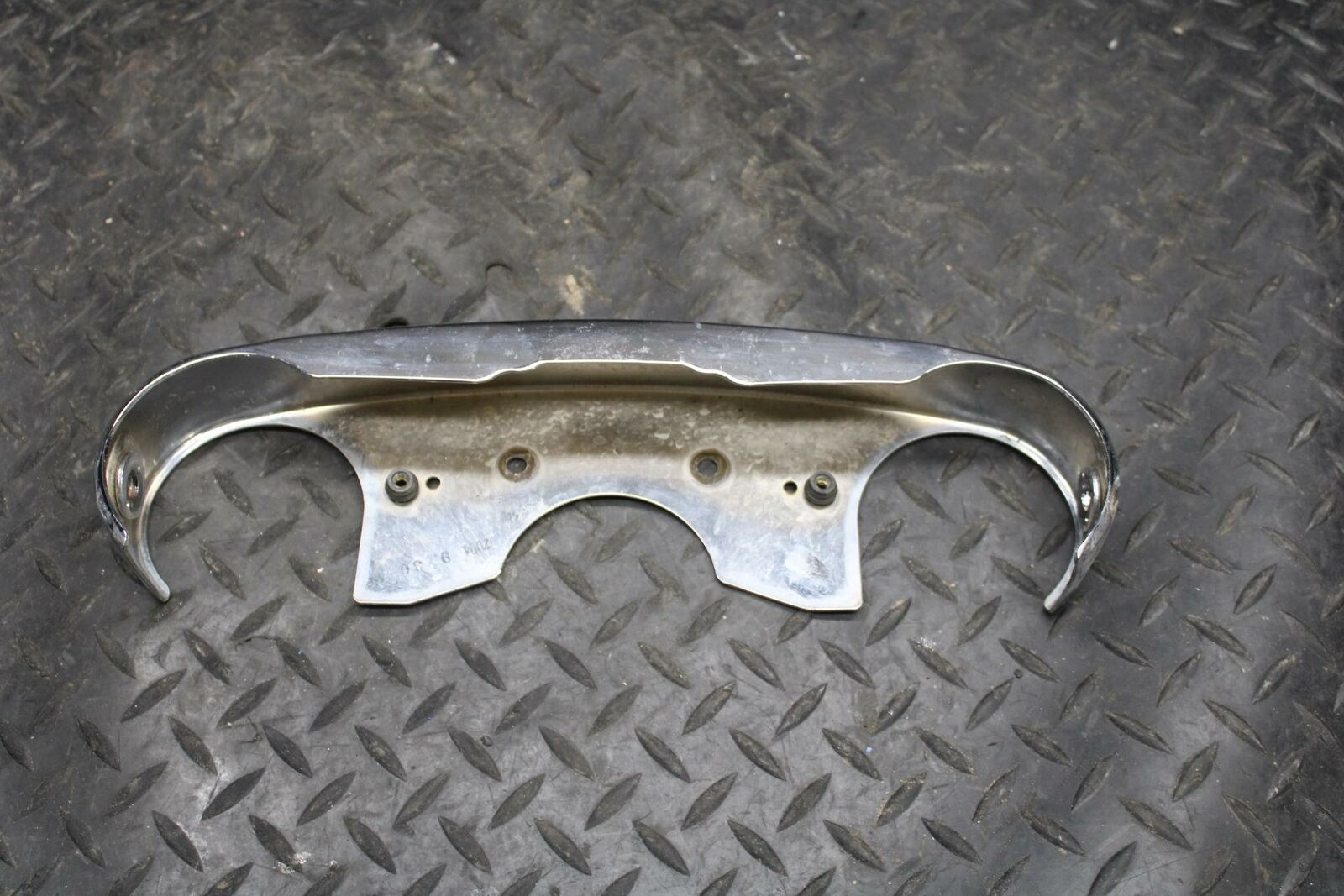 05-06 KAWASAKI VULCAN 1500 VN1500 CLASSIC LOWER TRIPLE TREE CLAMP COVER  BB220