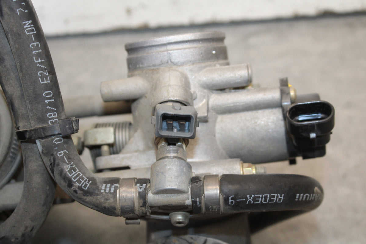 06-07 DUCATI MONSTER 695 MAIN FUEL INJECTORS / THROTTLE BODIES BB674
