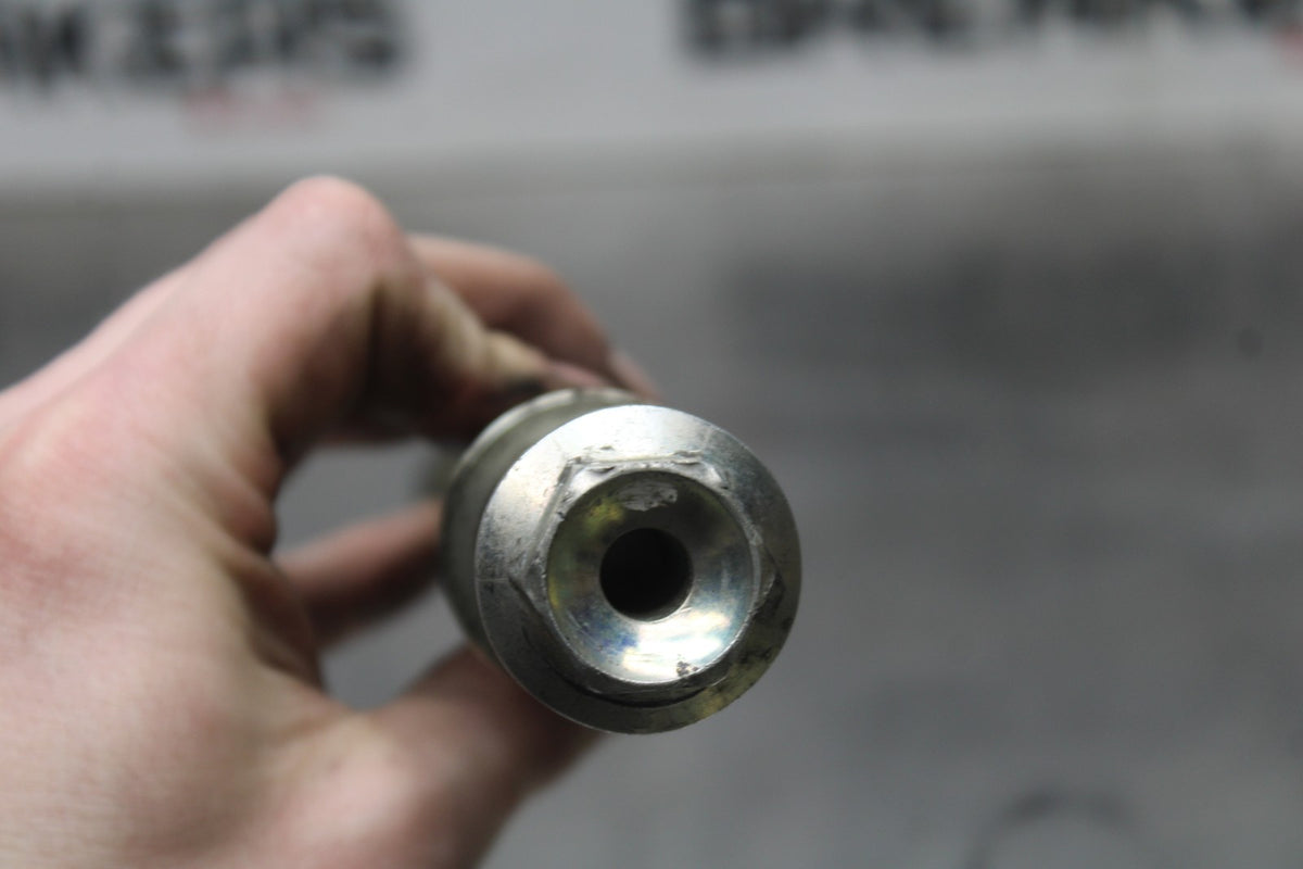06-07 SUZUKI GSXR 600 FRONT WHEEL RIM AXLE PIVOT BOLT BB845