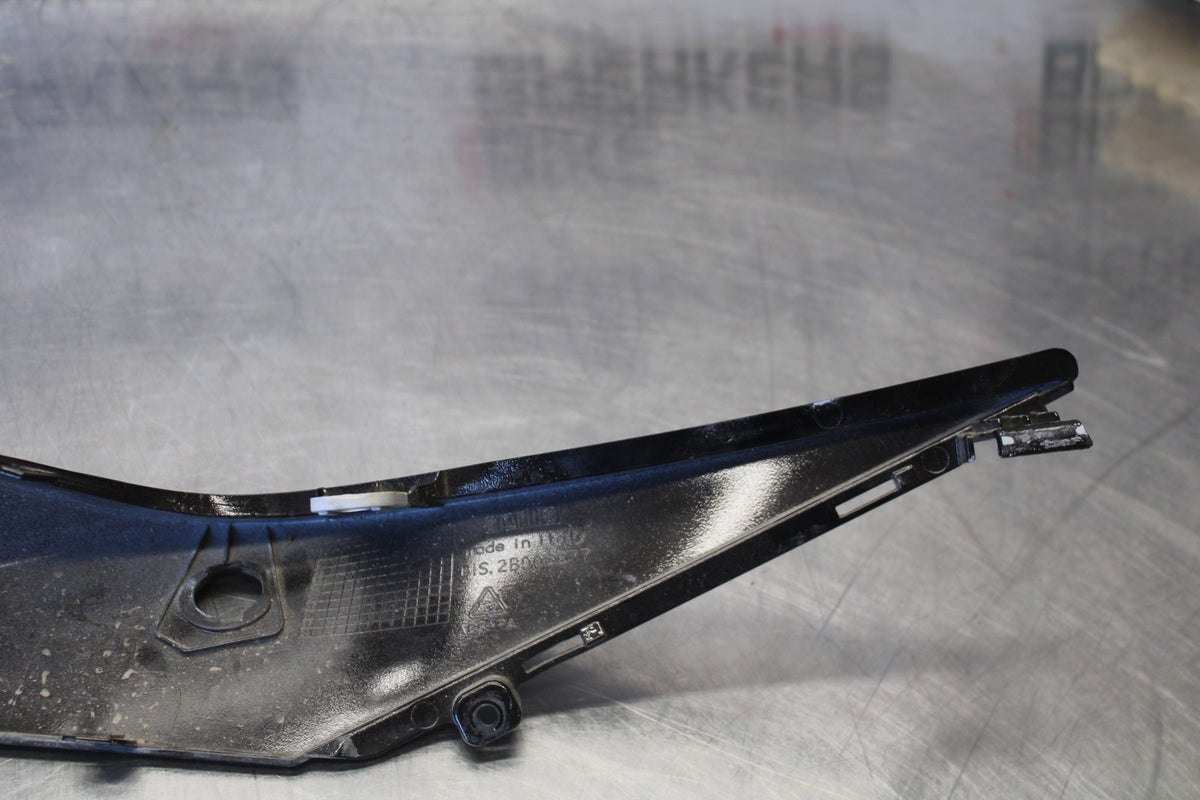 24 APRILIA TUONO V4 1100 FACTORY ABS LEFT REAR TAIL FAIRING COWL SHROUD BB887