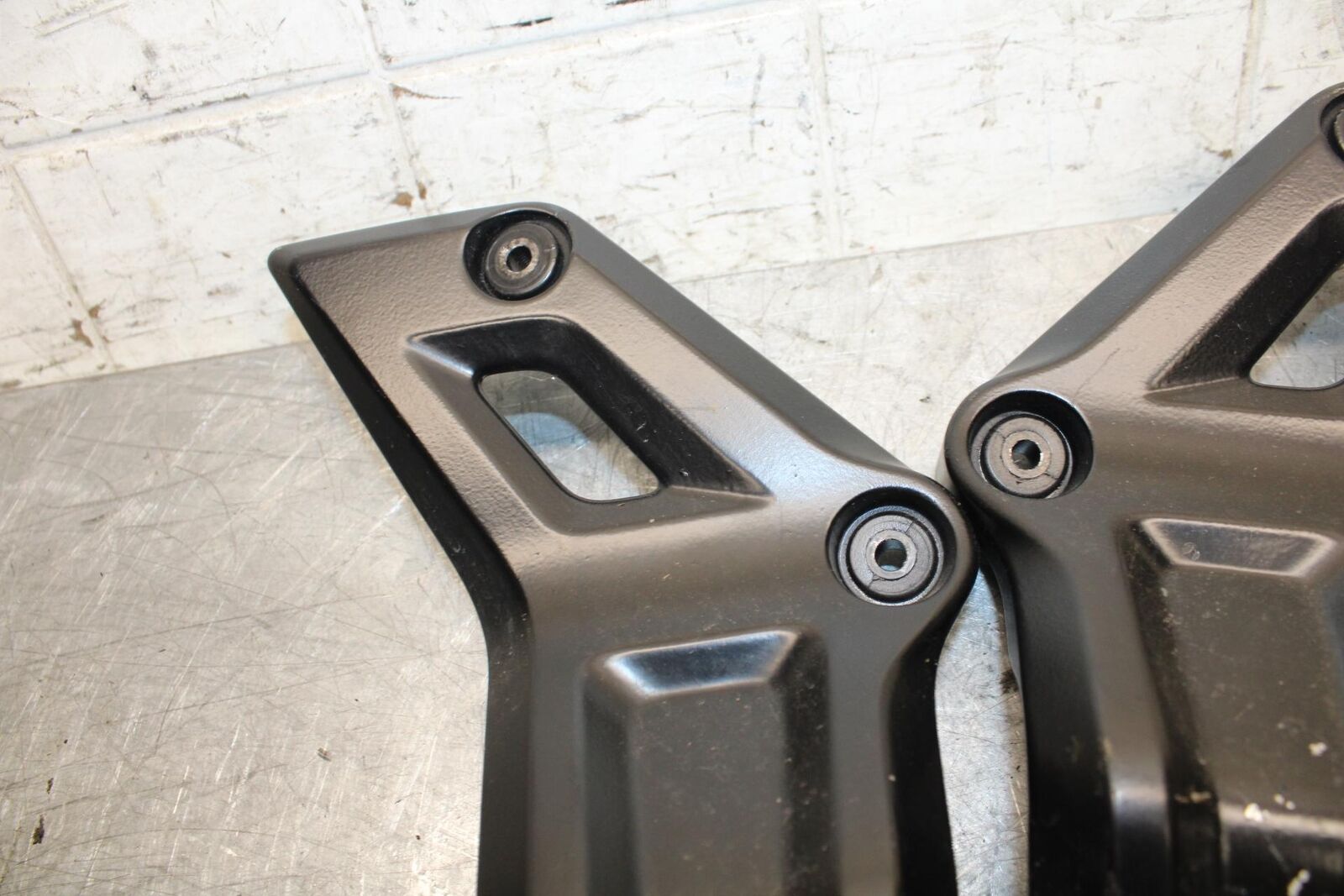 2015 Yamaha FZ07 RIGHT LEFT FRAME MID SIDE COVERS COWLS PANELS TRIM BB531