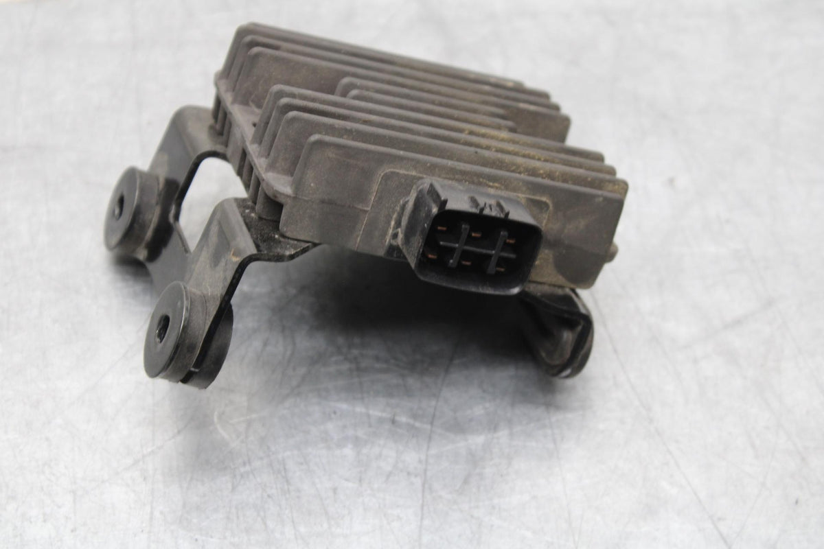 2014 Kawasaki Ninja 650 EX650E RECTIFIER VOLTAGE REGULATOR 21066-0033 BB569