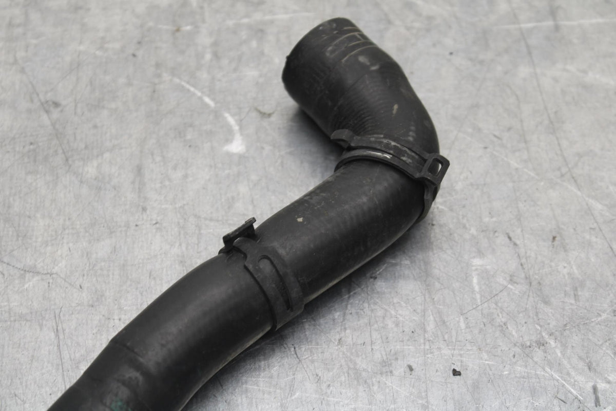 20-23 BMW F900R RADIATOR HOSE BB603