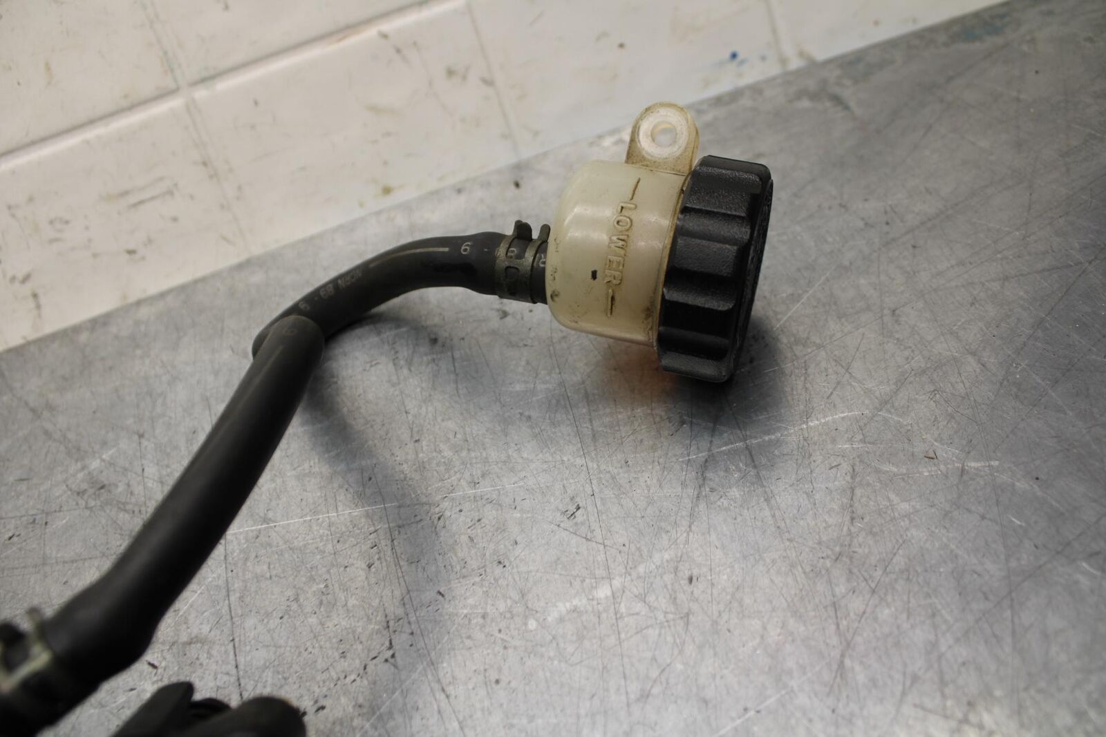 89-90 YAMAHA FZR600 REAR  BRAKE MASTER CYLINDER W RESERVOIR 1WG-25850-50-00 BB76