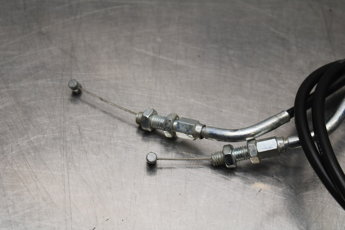 08-10 SUZUKI GSXR 600 THROTTLE CABLES LINES BB835