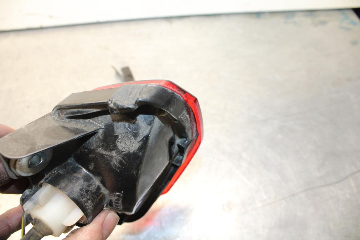 08-12 KAWASAKI NINJA 250R EX250J REAR TAIL TAILLIGHT BACK BRAKE LIGHT BB612