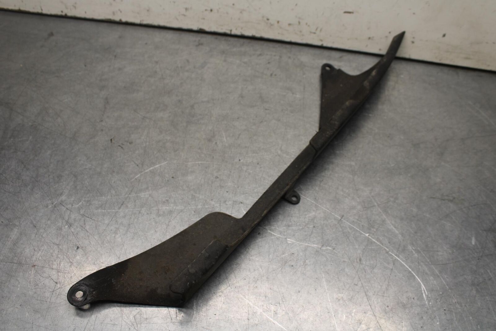 09-12 KAWASAKI NINJA ZX6R REAR BACK DRIVE CHAIN GUARD COVER SHIELD  BB640