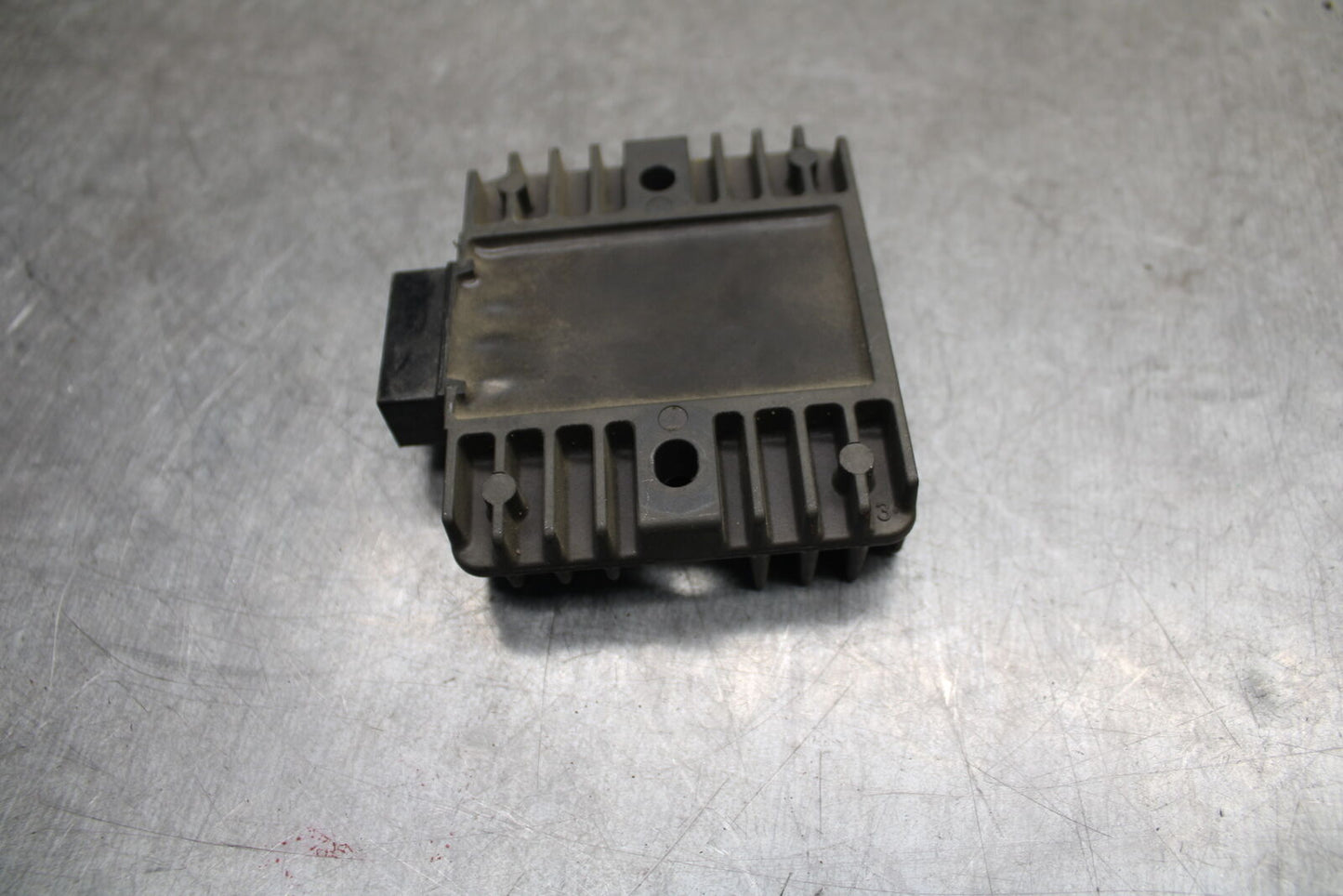 09-15 YAMAHA FZ6R RECTIFIER VOLTAGE REGULATOR 5SL-81960-00-00 BB719
