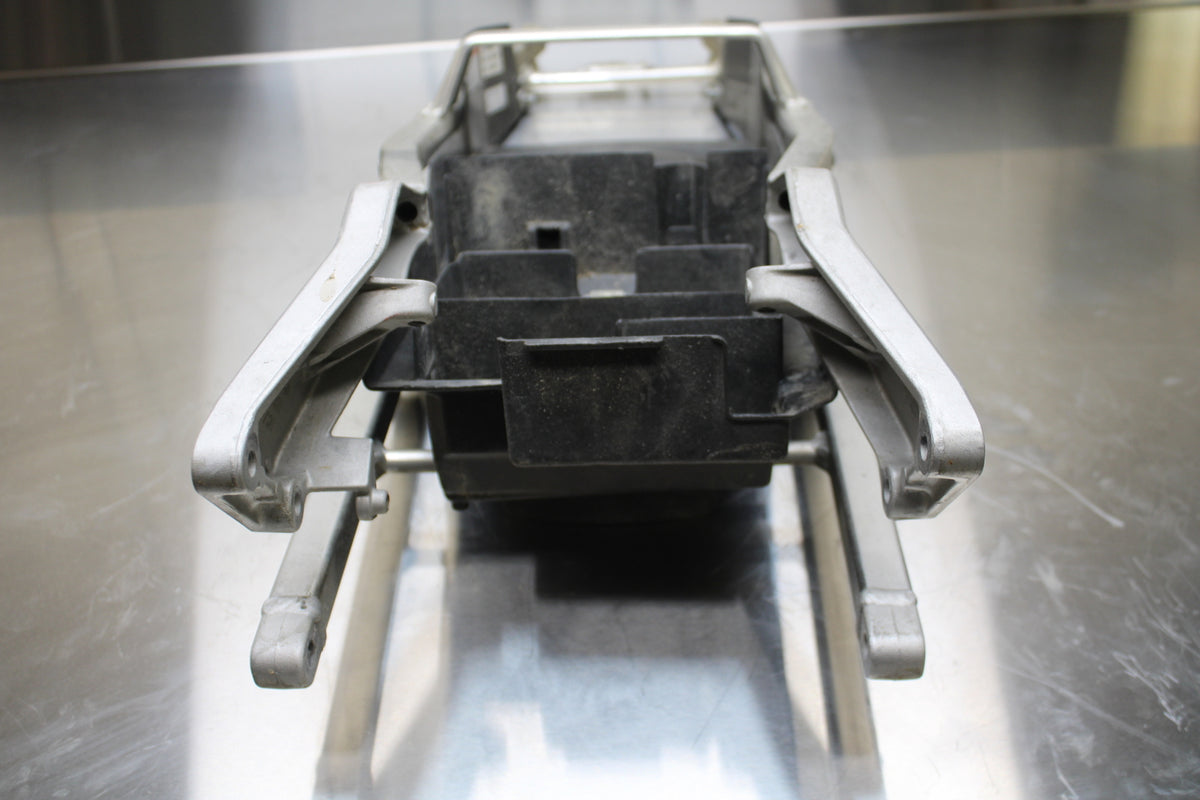 00-01 HONDA CBR929RR REAR SUBFRAME BACK SUB FRAME BB265