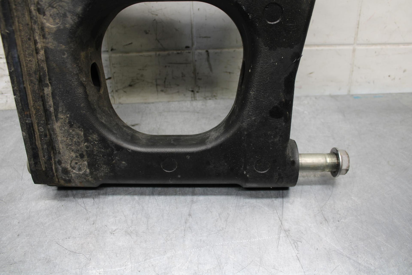 2012 Kawasaki Ninja ZX14R ZX1400E REAR SWINGARM BACK SUSPENSION SWING ARM BB60