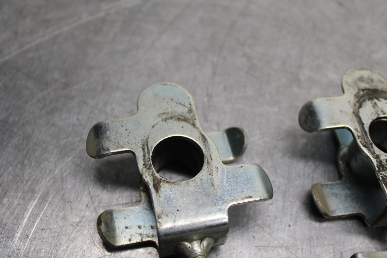 03 SUZUKI SV650S SWINGARM CHAIN TENSIONER ADJUSTMENT BRACKETS  BB130