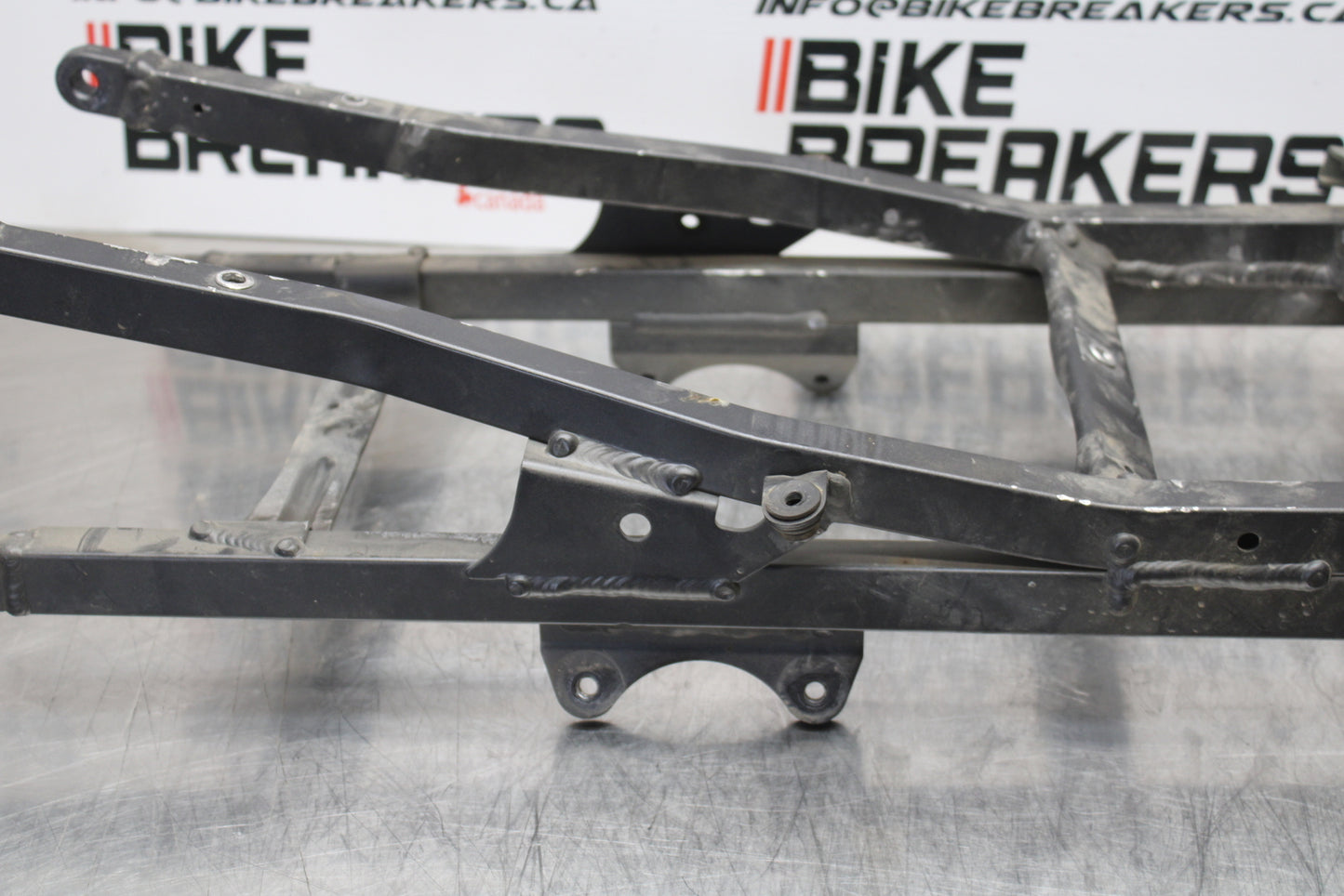 04-05 KAWASAKI NINJA ZX10R REAR SUBFRAME BACK SUB FRAME BB163