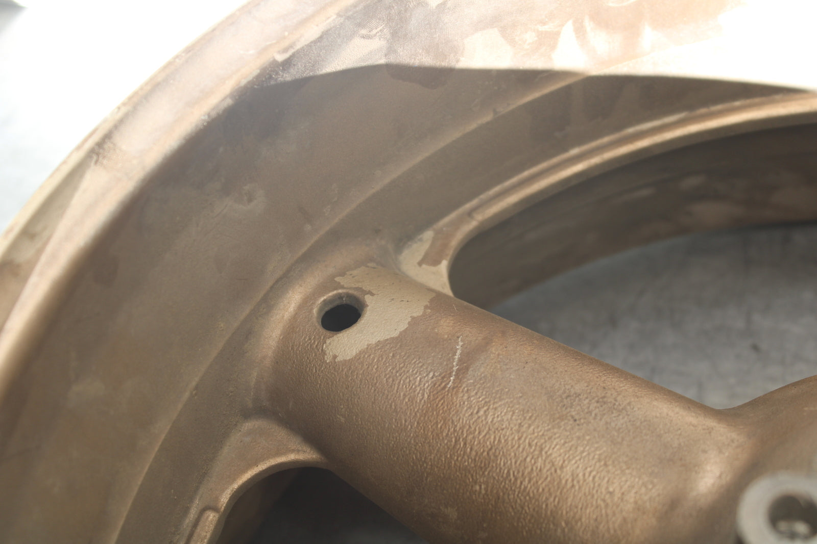 98-03 SUZUKI TL1000R REAR WHEEL BACK RIM BB267
