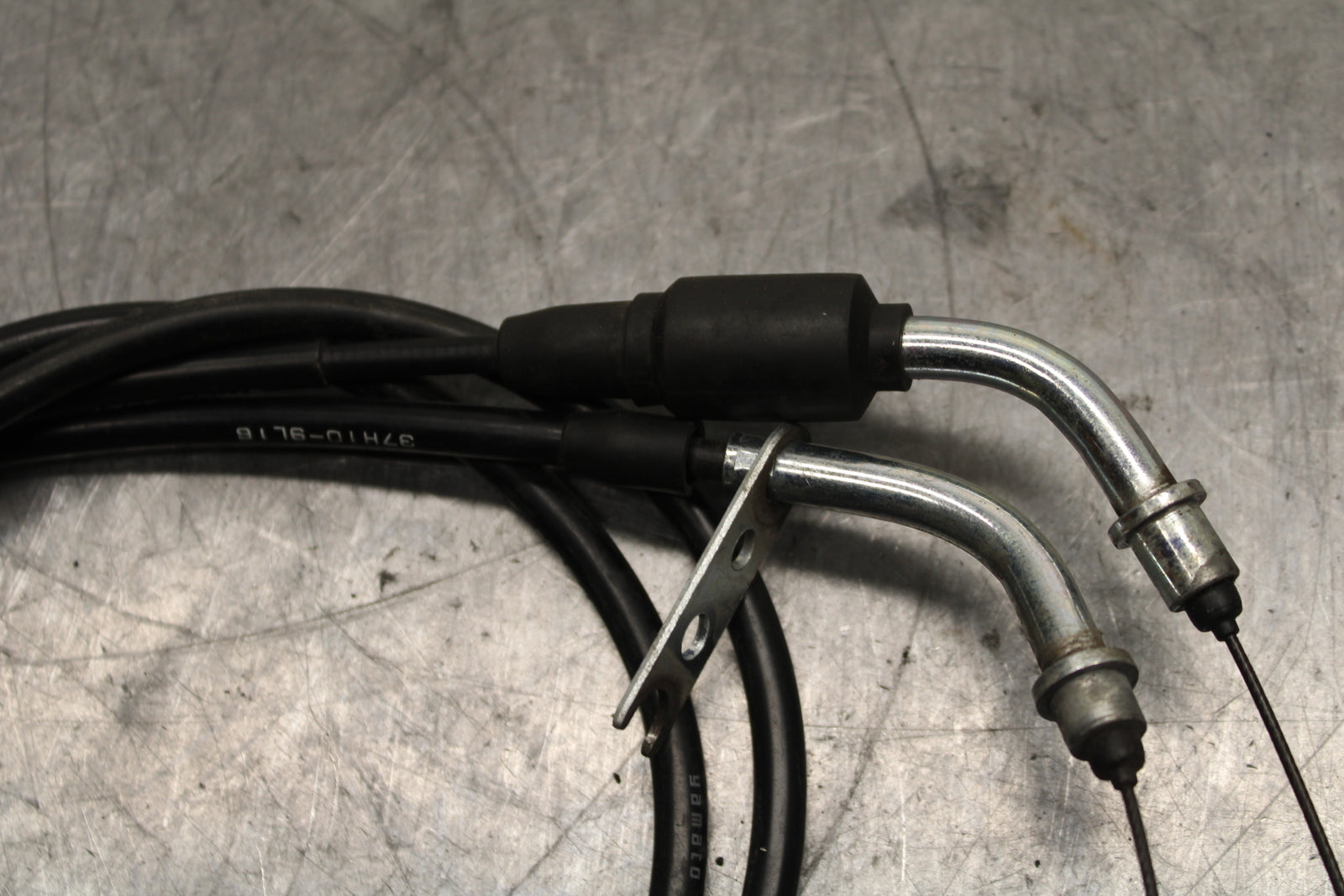 08-10 SUZUKI GSXR750 THROTTLE CABLES LINES BB119