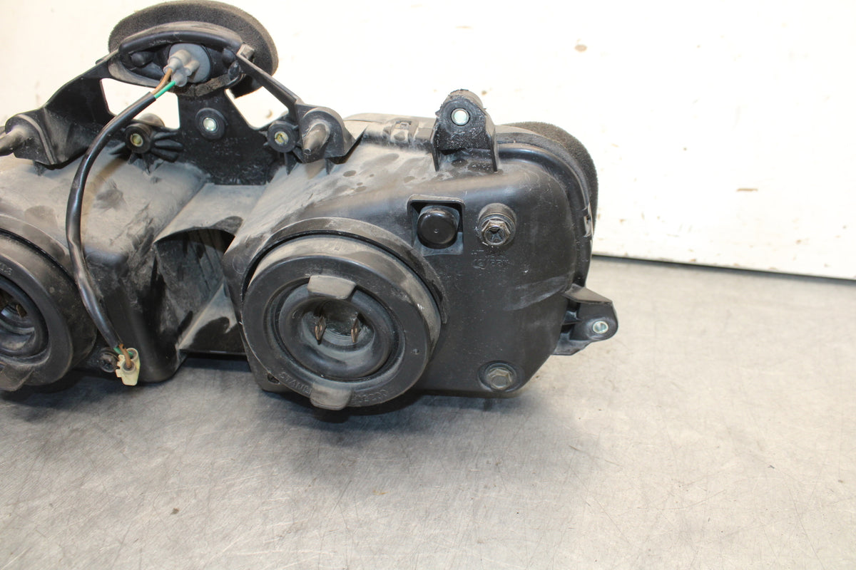 05-06 HONDA CBR600RR FRONT HEADLIGHT HEAD LIGHT LAMP  BB655