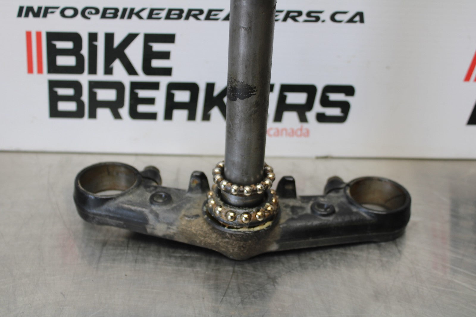 01-06 HONDA CBR600F4I FRONT FORKS CLAMP LOWER TRIPLE TREE STEM BB185