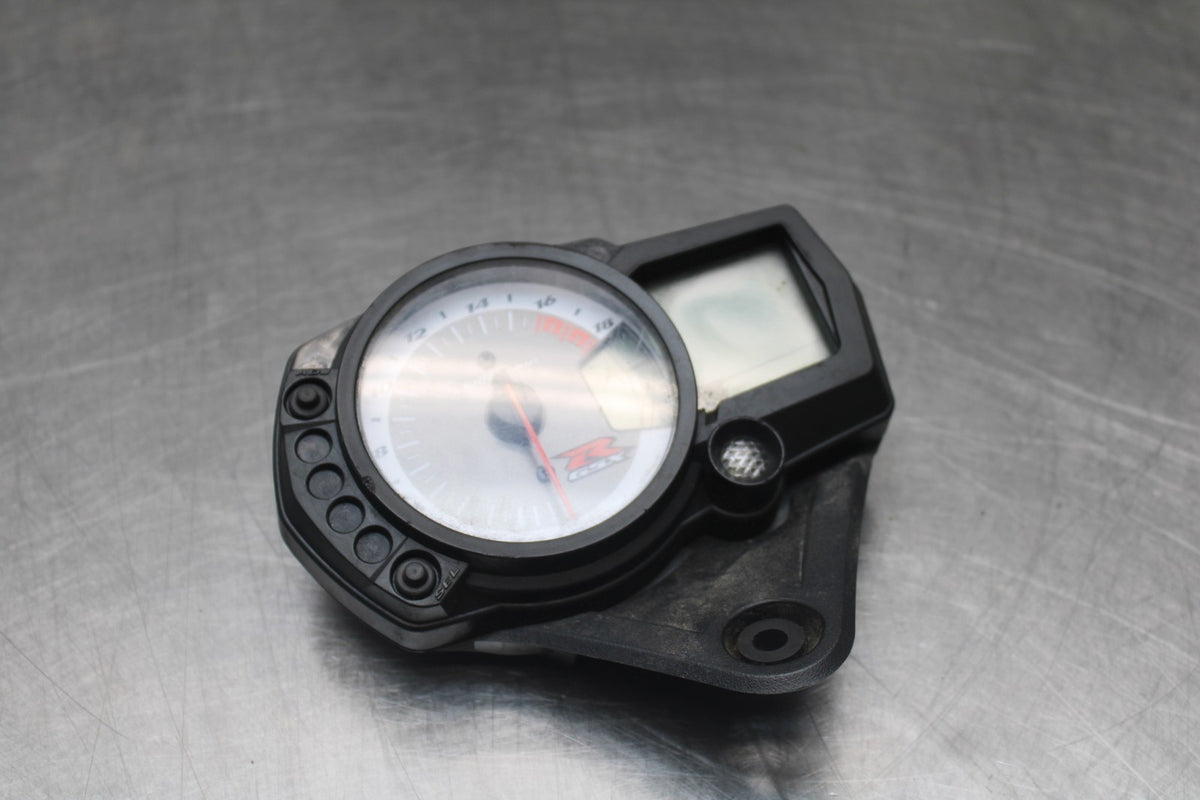 08-10 SUZUKI GSXR 600 SPEEDO GAUGES DISPLAY CLUSTER SPEEDOMETER TACHOMETER BB803