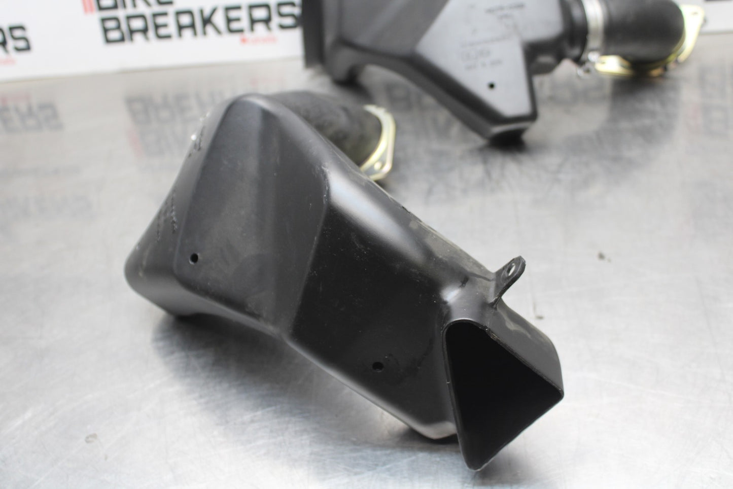 23-24 KAWASAKI NINJA ZX14R NEW!! RIGHT LEFT AIR INTAKE DUCTS BB764