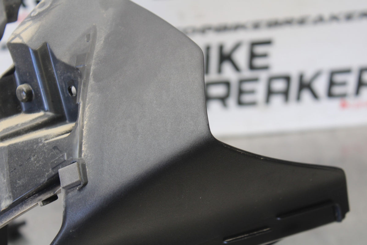 22-25 YAMAHA YZF R7 FRONT CENTER COWL FAIRING BB769