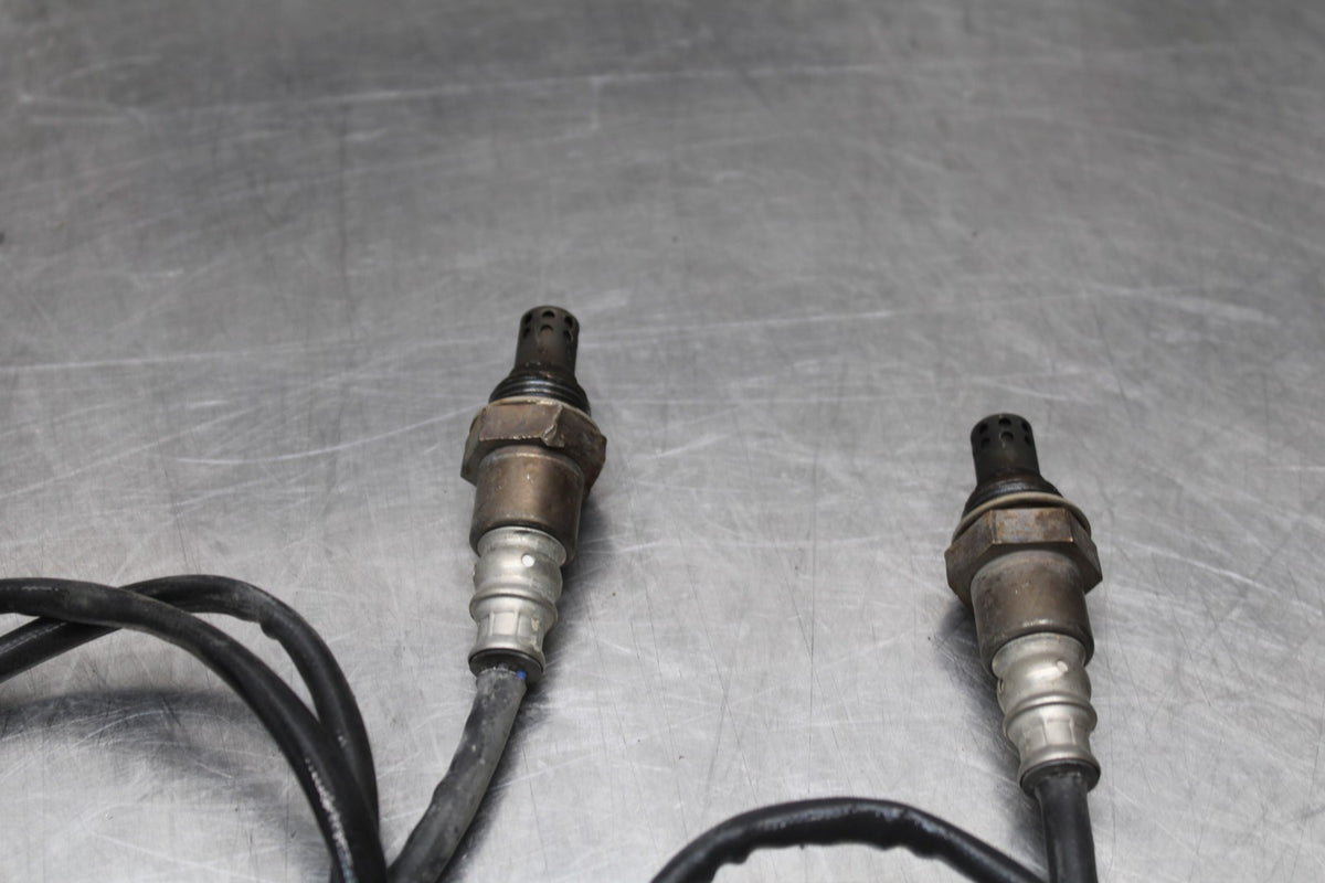 18 YAMAHA SUPER TENERE OXYGEN O2 EXHAUST GAS LAMBDA SENSOR SET BB832