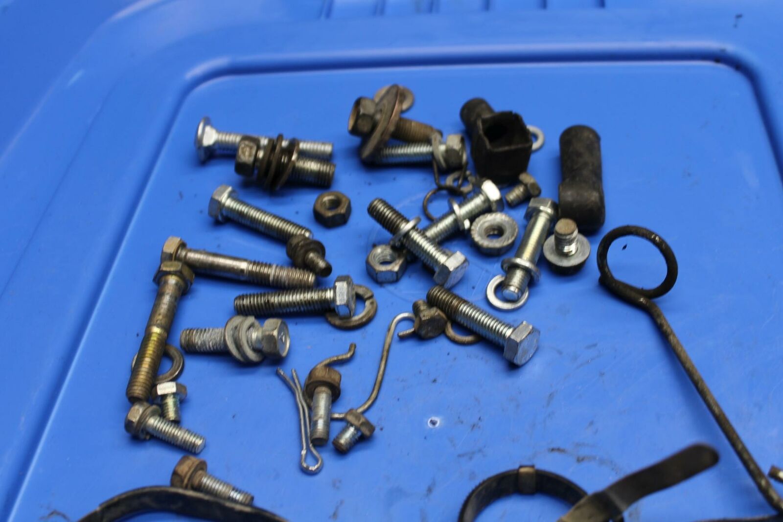 78 SUZUKI GS550E BOLT LEFTOVER  BB212