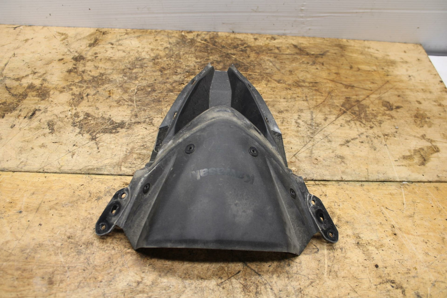 13-18 KAWASAKI NINJA ZX6R FRONT CENTER COWL FAIRING BB342