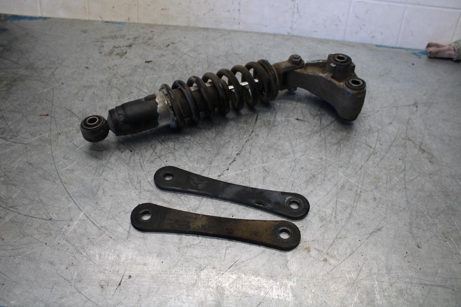 13-17 KAWASAKI NINJA 300 REAR DOGBONE WITH SHOCK LINKAGE LINK  BB429
