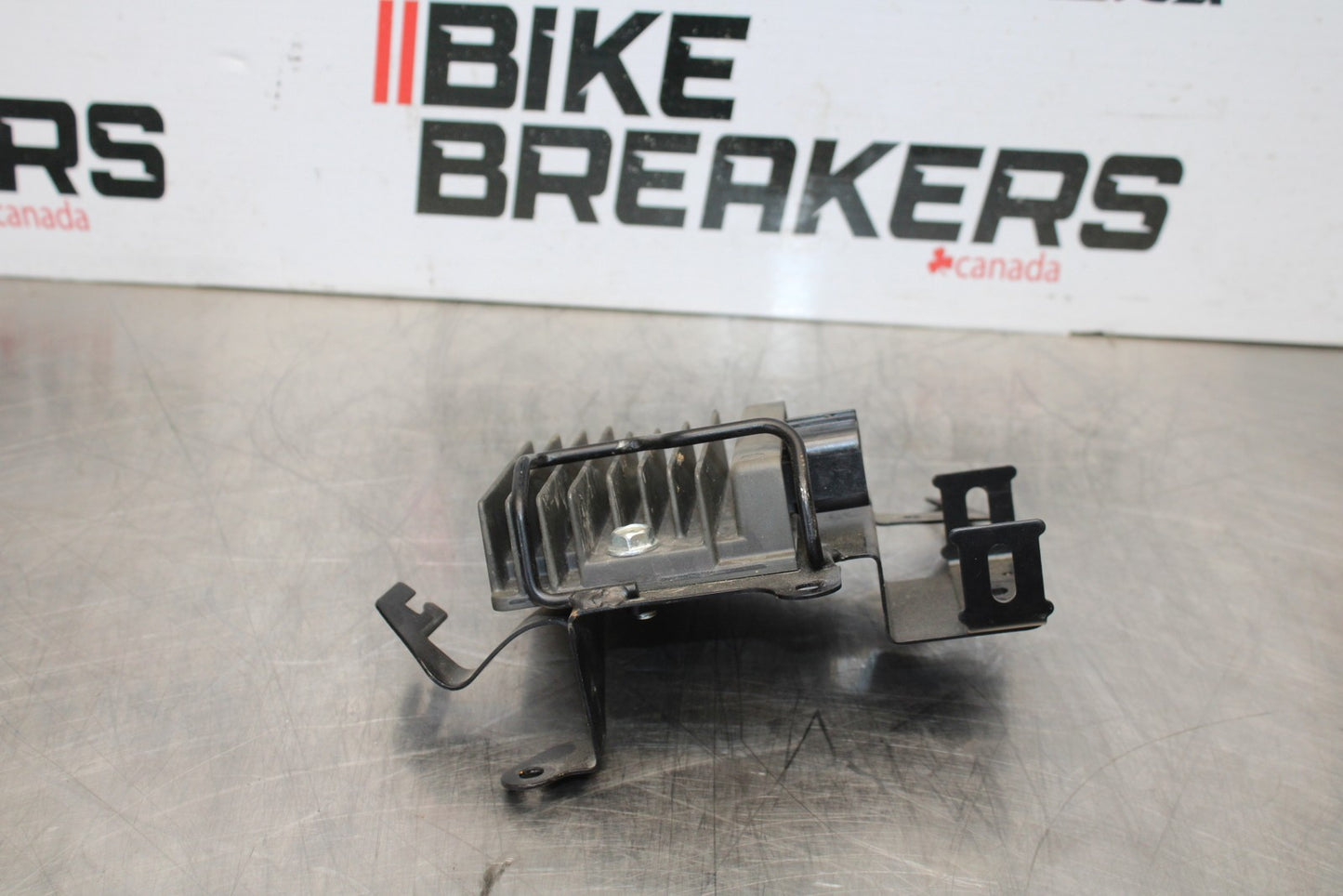 21-23 KAWASAKI NINJA ZX6R RECTIFIER VOLTAGE REGULATOR BB179