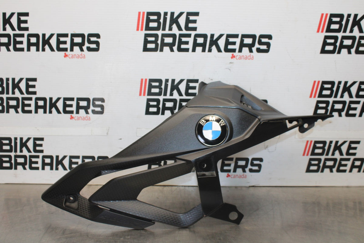 17-20 BMW S1000R RIGHT MID UPPER SIDE FAIRING COWL PLASTIC BB909