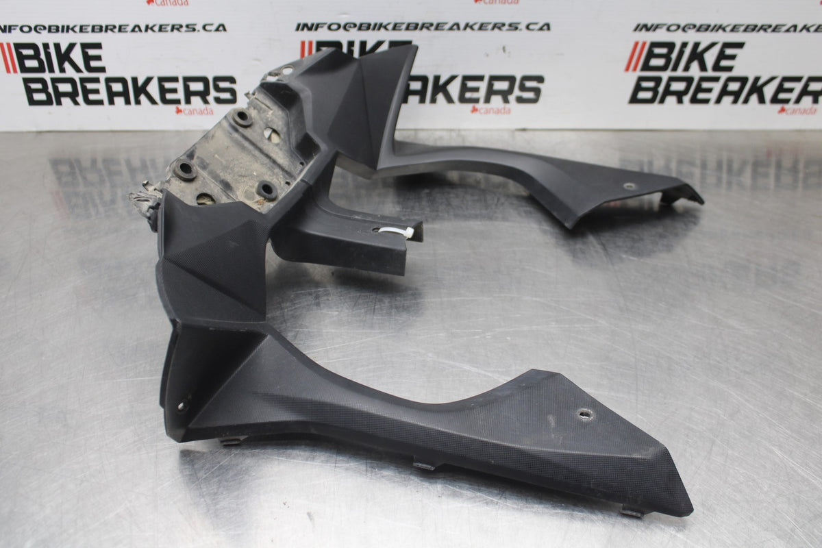 13 KAWASAKI NINJA 650 EX650F ABS INNER FRONT CENTER COWL FAIRING BB828