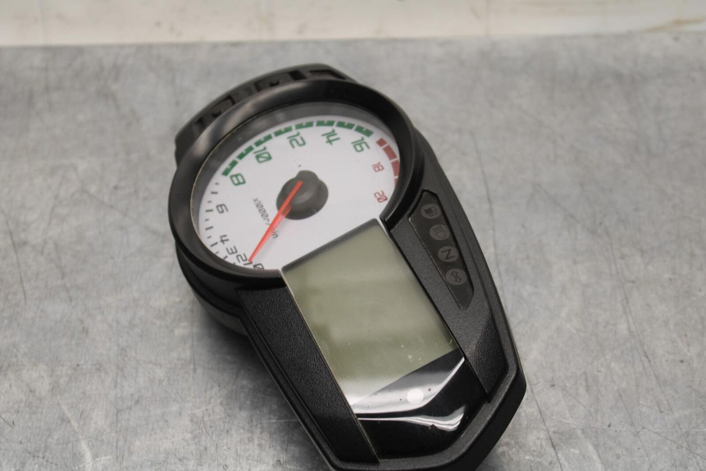 2011 Kawasaki Ninja ZX6R ZX600R SPEEDO TACH GAUGES DISPLAY SPEEDOMETER BB587