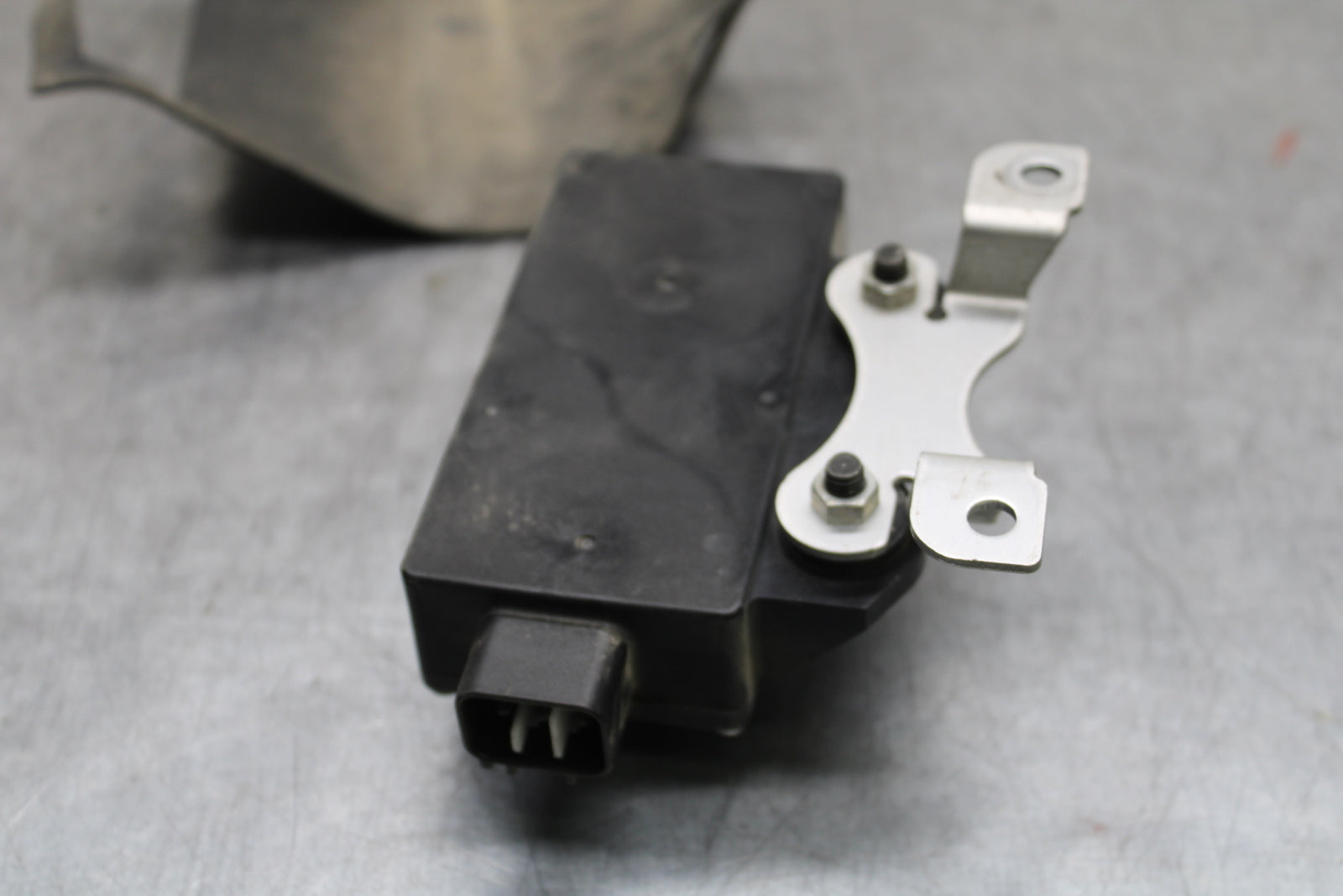 08-16 YAMAHA YZF R6 EXHAUST VALVE SERVO MOTOR BB127