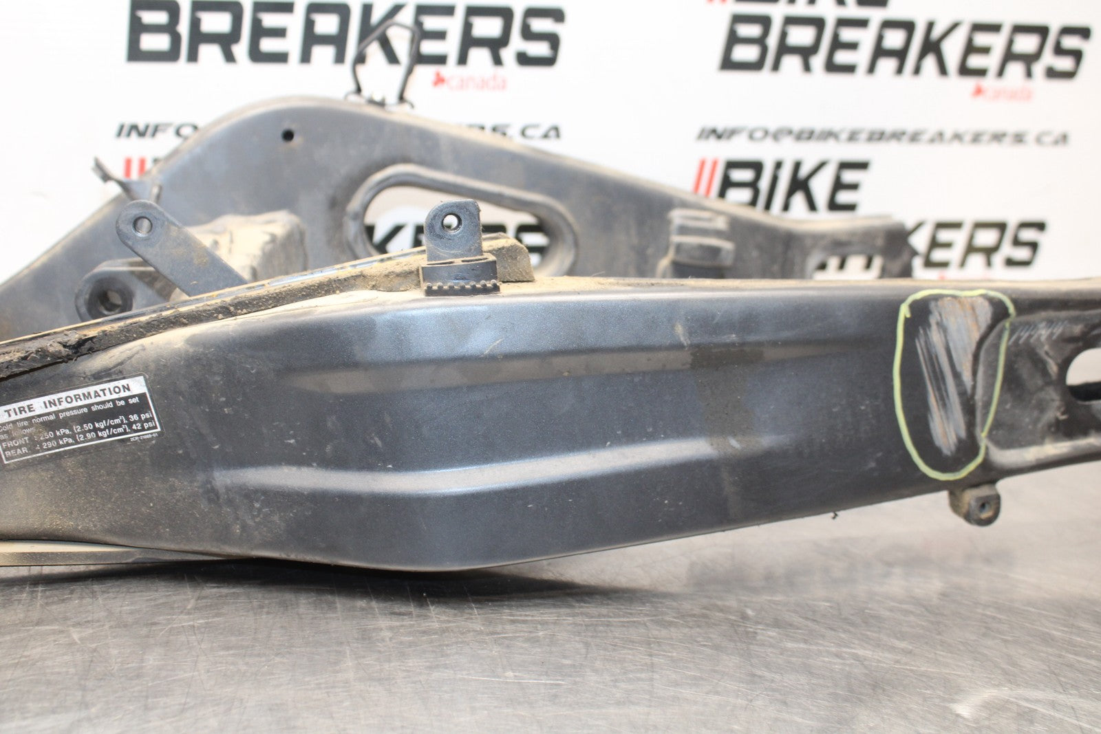 22-25 YAMAHA YZF R7 REAR SWINGARM BACK SUSPENSION SWING ARM BEB-22110-01-P0 BB76