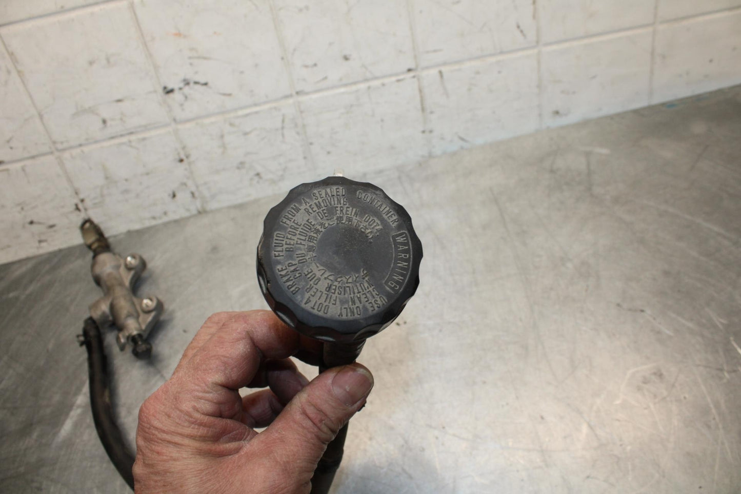 11-14 KAWASAKI VERSYS 650 LE 650C REAR  BRAKE MASTER CYLINDER W RESERVOIR  BB498