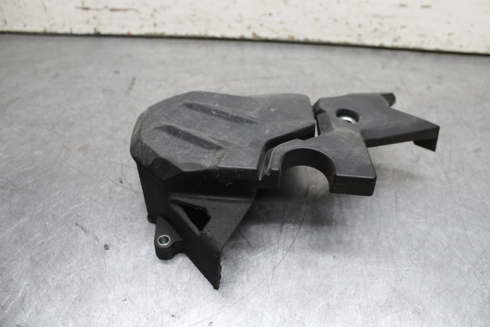 24 KAWASAKI NINJA 500 ABS ENGINE SPROCKET COVER BB744