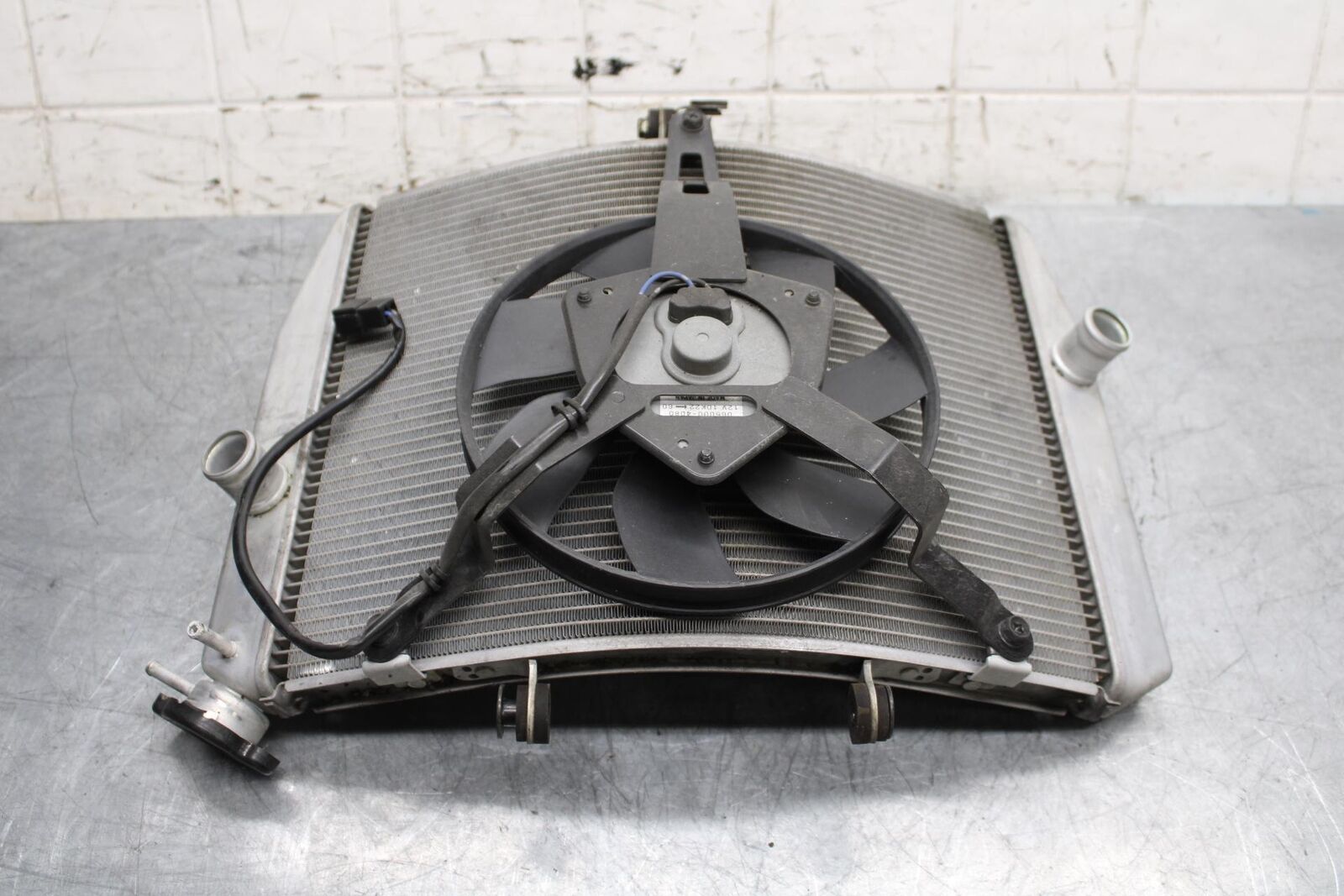 2009 Kawasaki Ninja ZX6R ZX600R ENGINE RADIATOR MOTOR COOLER  RADIATER BB548