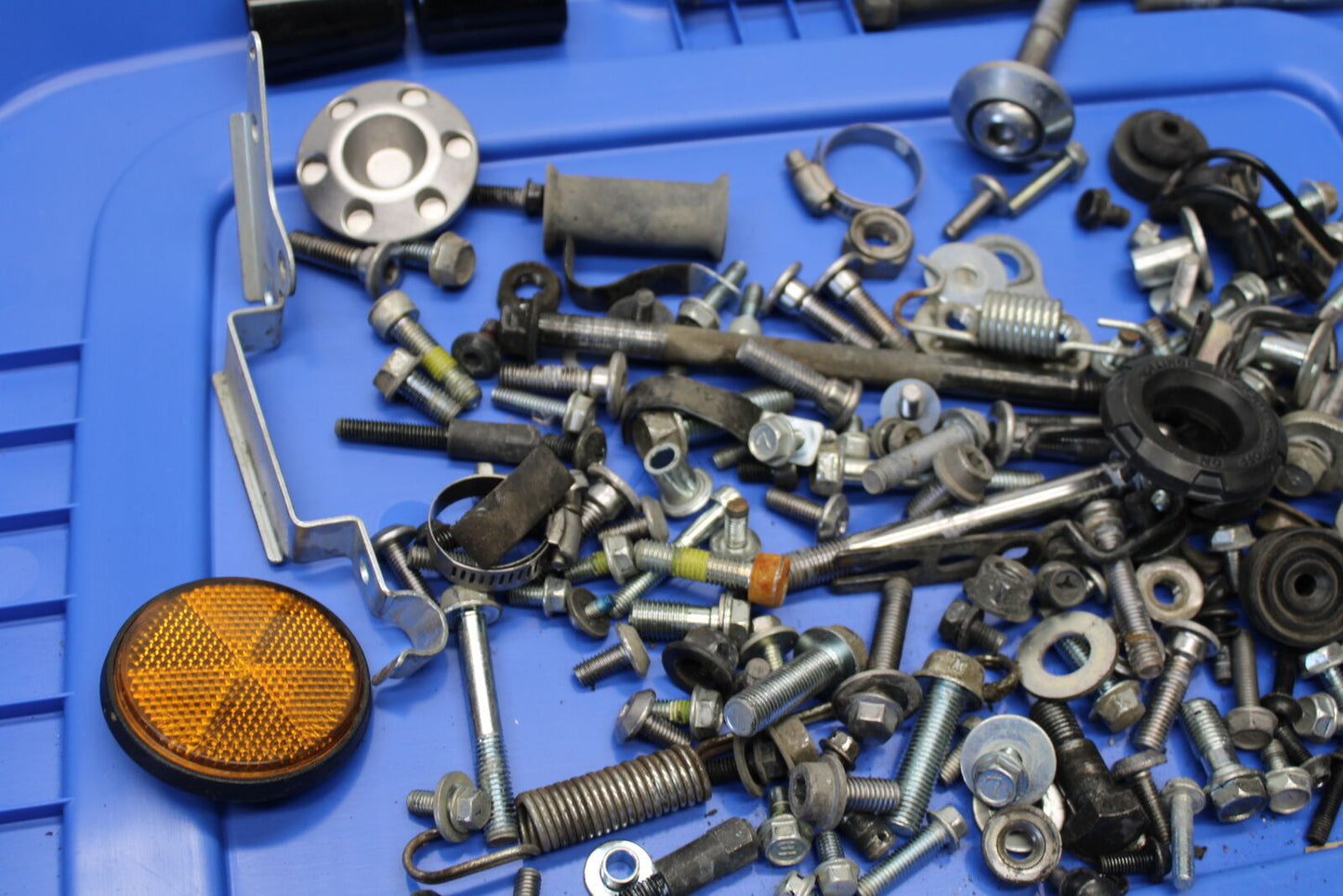 12-17 KAWASAKI ER-6N Z650 MOUNTING BOLTS HARDWARE MOTOR SCREWS BB709