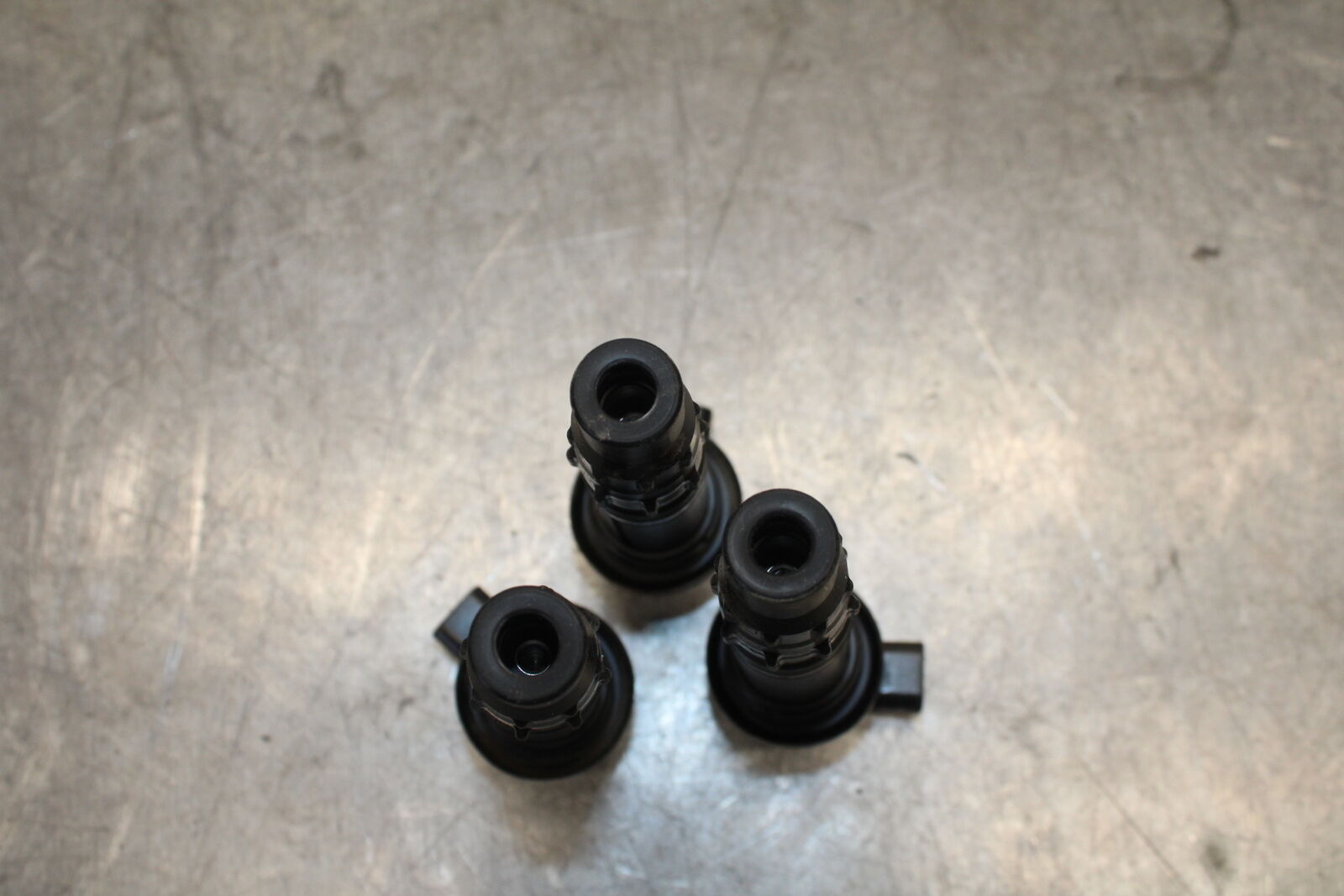 22-24 YAMAHA XSR900 IGNITION COILS COIL SPARK PLUG CAPS  BB683