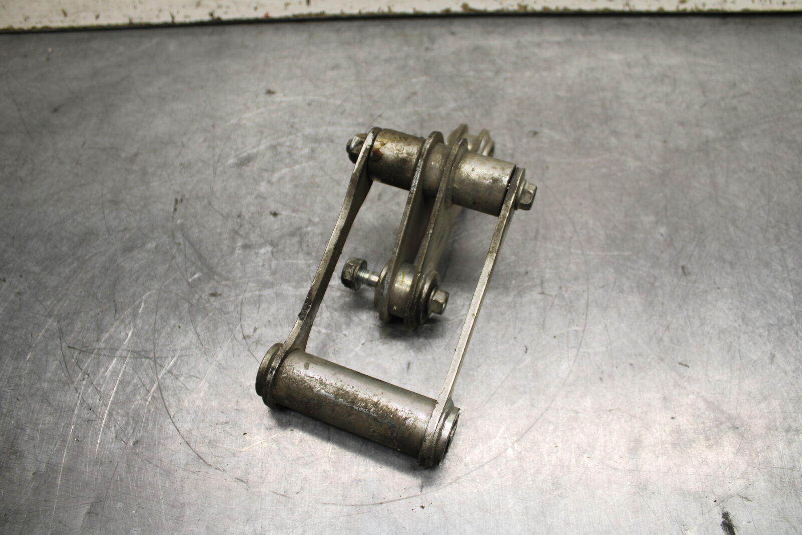 15-16 HONDA CB300F REAR DOGBONE SHOCK LINKAGE LINK BB740