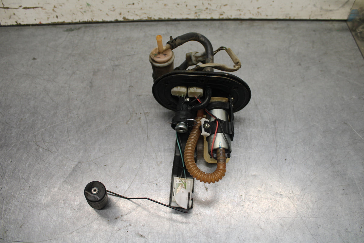 13-16 KTM 390 DUKE FUEL PUMP GAS PETROL SENDER UNIT BB748