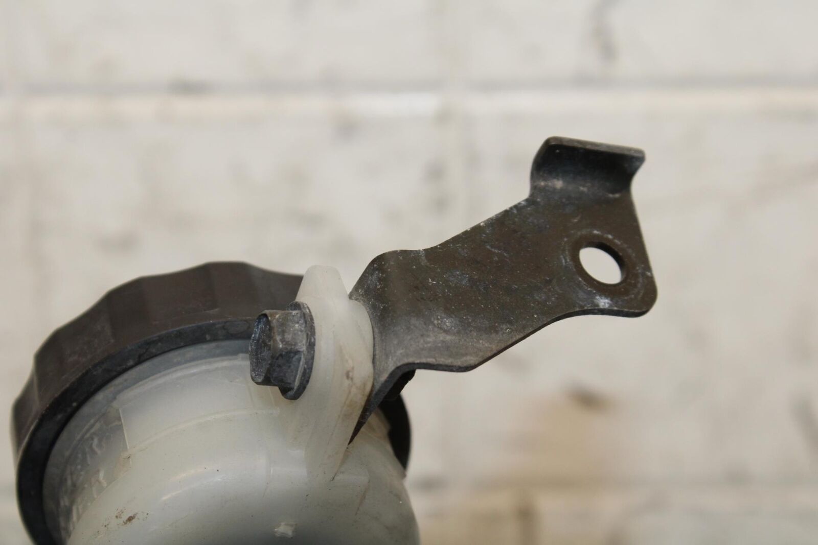 2000 Kawasaki Ninja ZX12R ZX1200A REAR BRAKE MASTER CYLINDER W RESERVOIR BB565