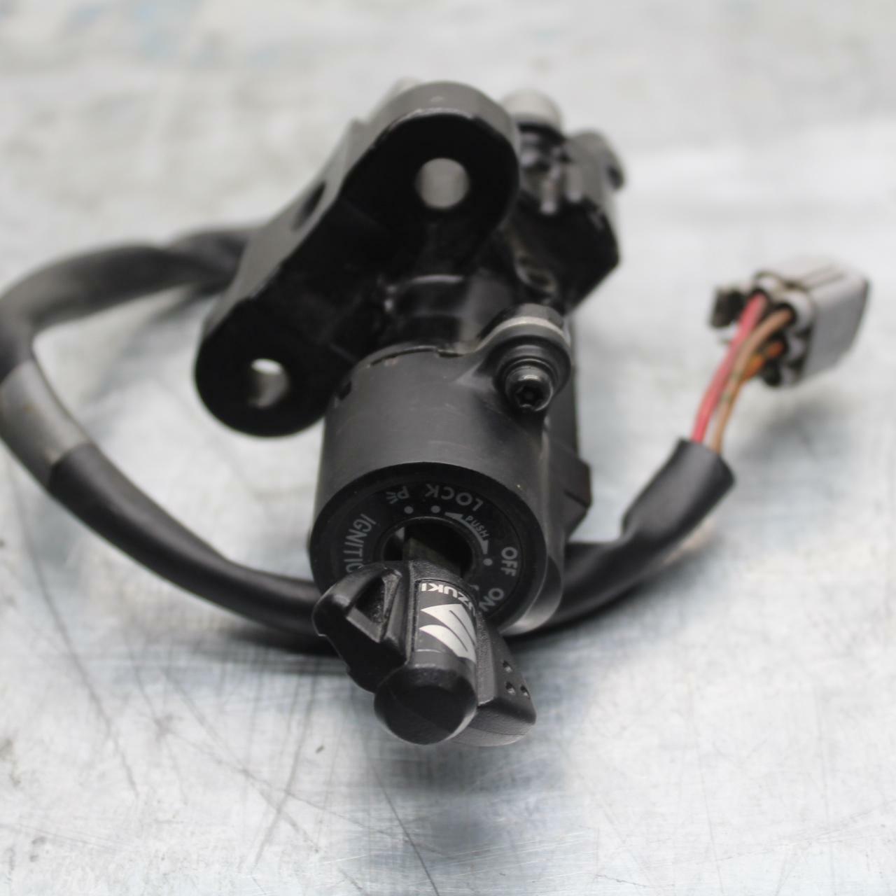 11-13 SUZUKI GSXR600 IGNITION LOCK W KEY BB294 B