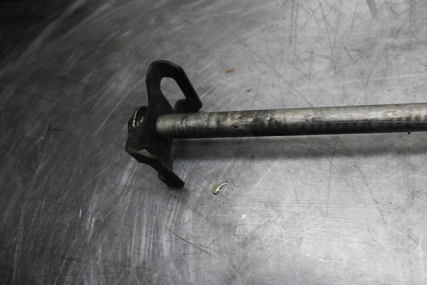 08-12 KAWASAKI NINJA 250R EX250J REAR AXLE BACK WHEEL RIM PIVOT BOLT AXEL BB496