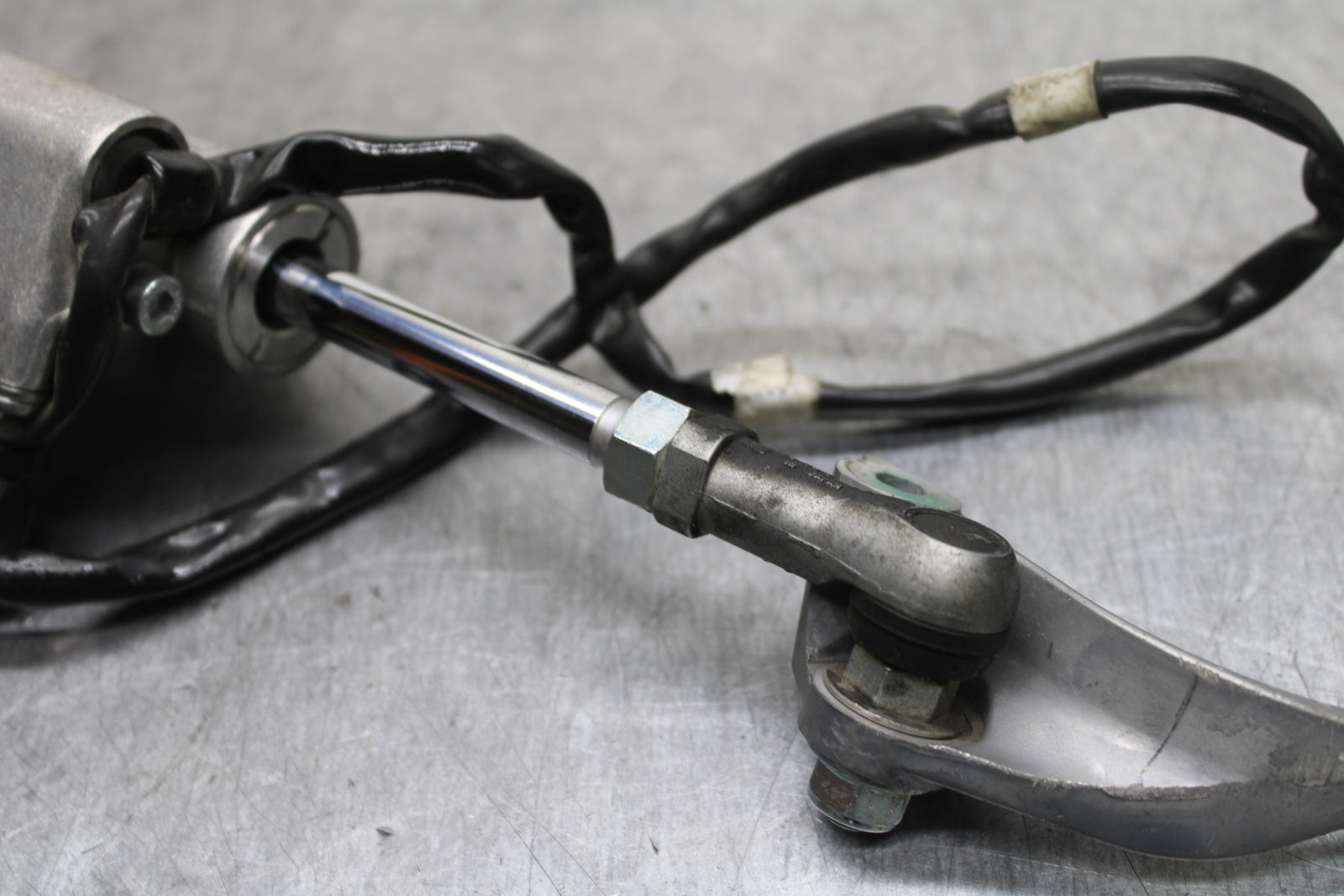 09-14 YAMAHA YZF R1 STEERING DAMPER STABILIZER 14B-23490-10-00 BB119