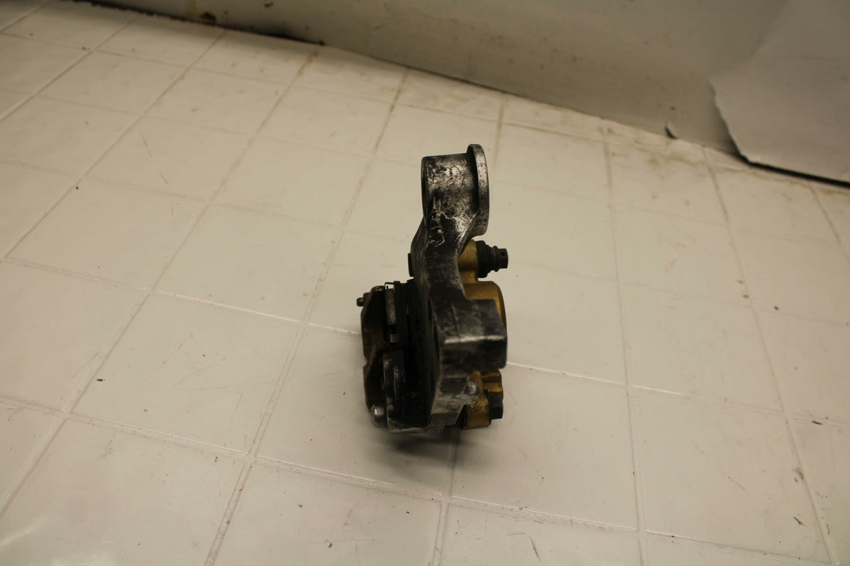 00-01 HONDA RVT1000R RC51 REAR BACK BRAKE CALIPER W MOUNT BRACKET BB03b